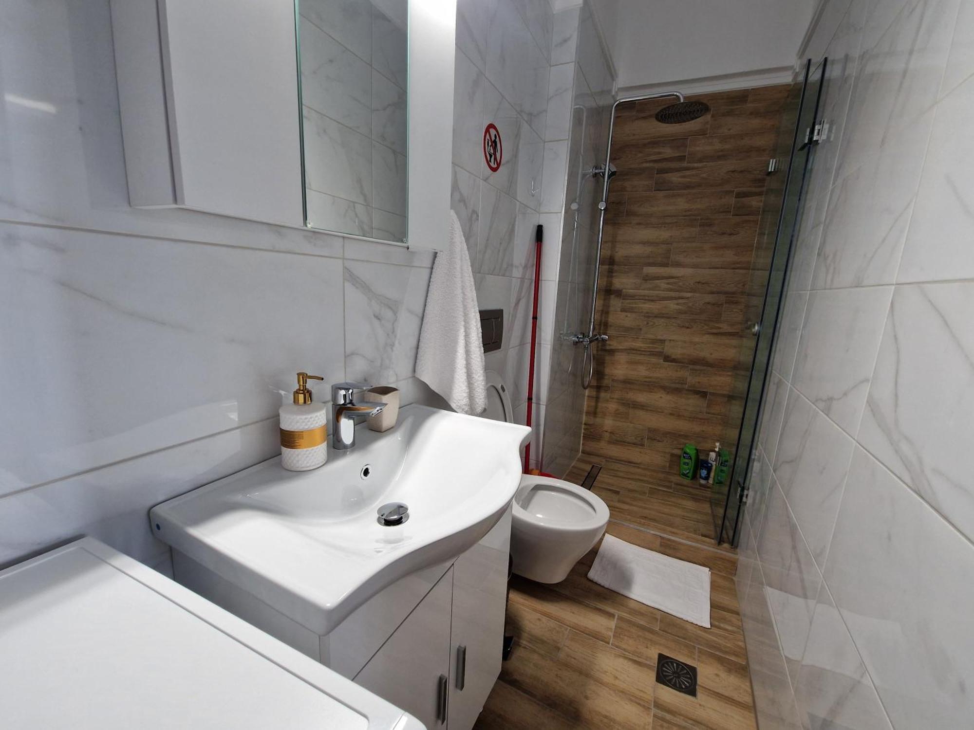 Aigaiou House 2 Apartment เทสซาโลนิกิ ภายนอก รูปภาพ